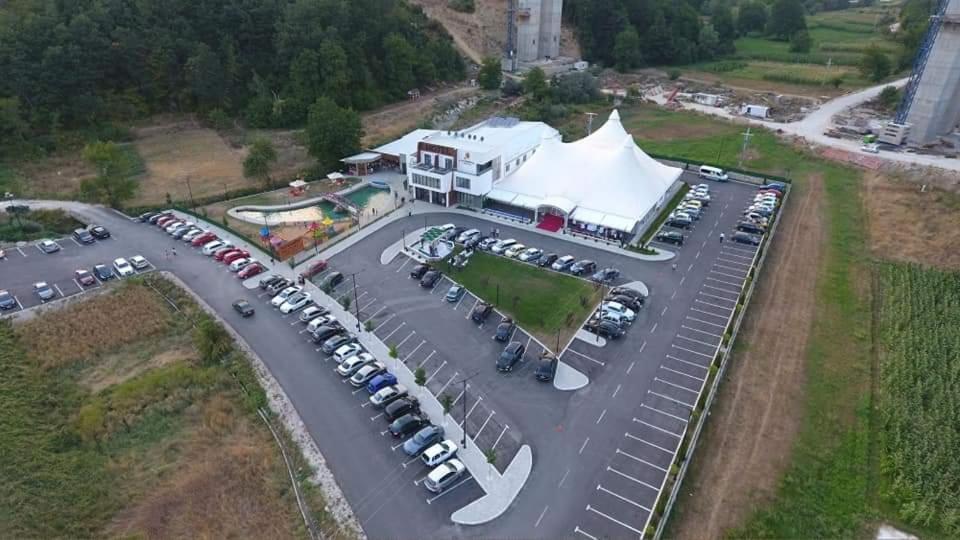Atva Residence Hotel Dolni Dobrenoec المظهر الخارجي الصورة