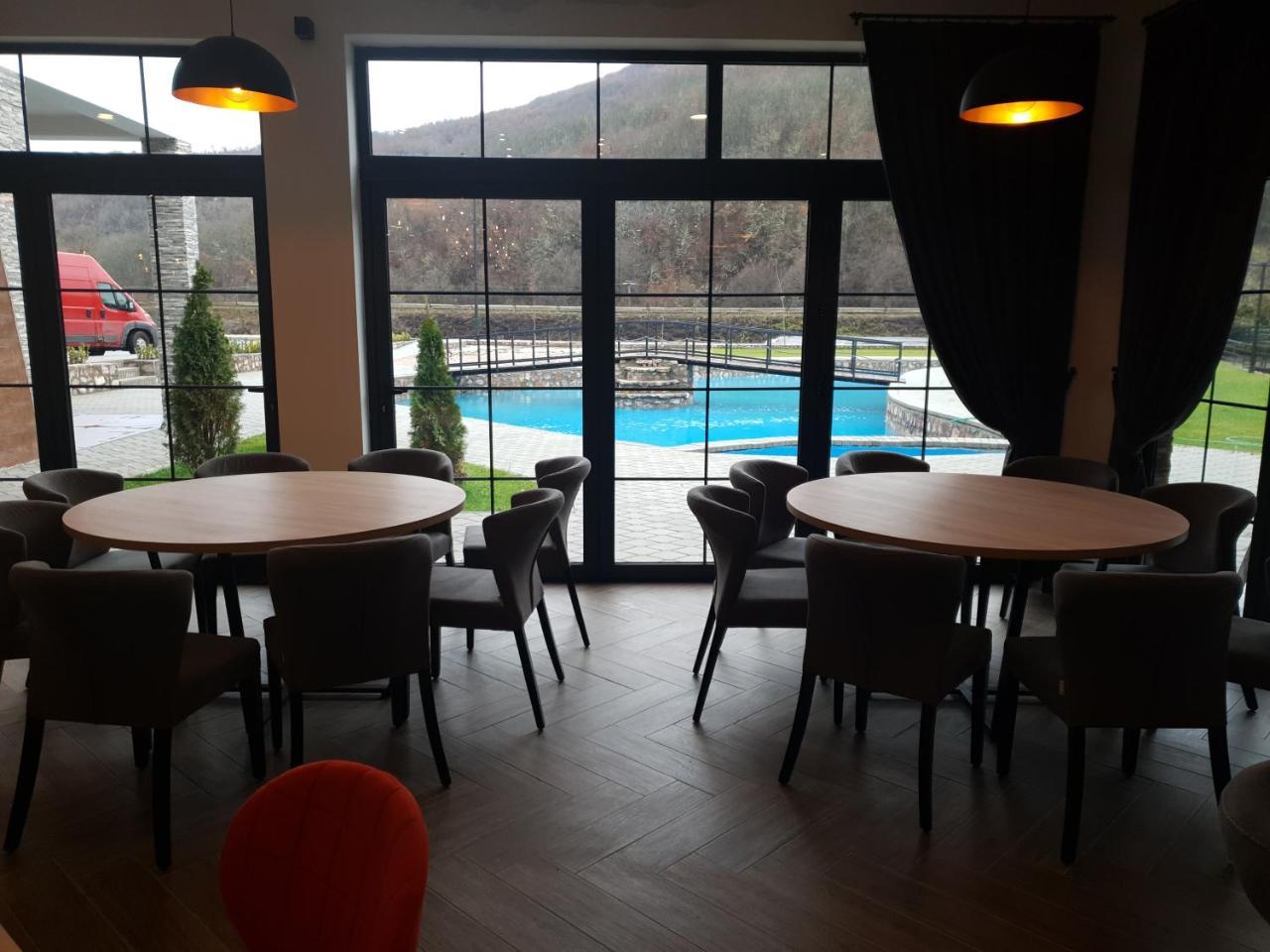 Atva Residence Hotel Dolni Dobrenoec المظهر الخارجي الصورة